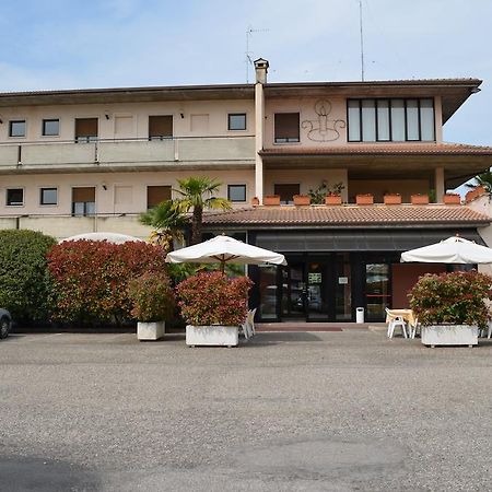 Hotel Pilotto Peschiera del Garda Buitenkant foto