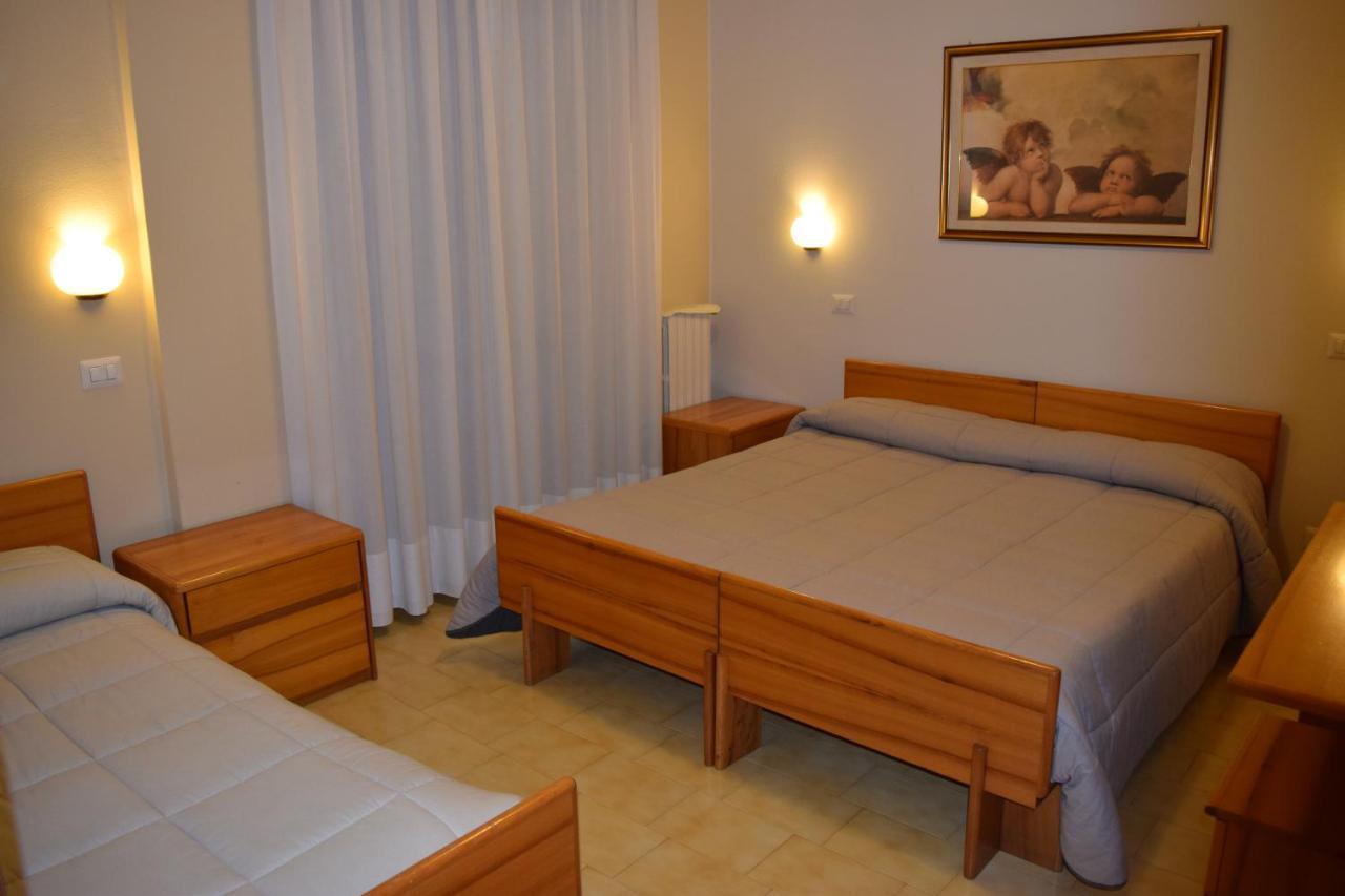 Hotel Pilotto Peschiera del Garda Buitenkant foto