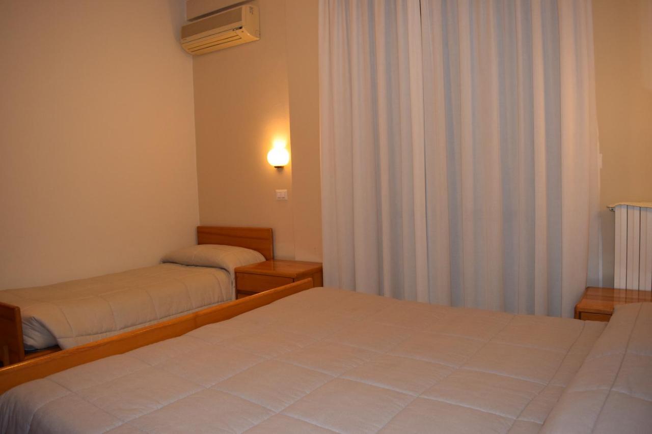Hotel Pilotto Peschiera del Garda Buitenkant foto